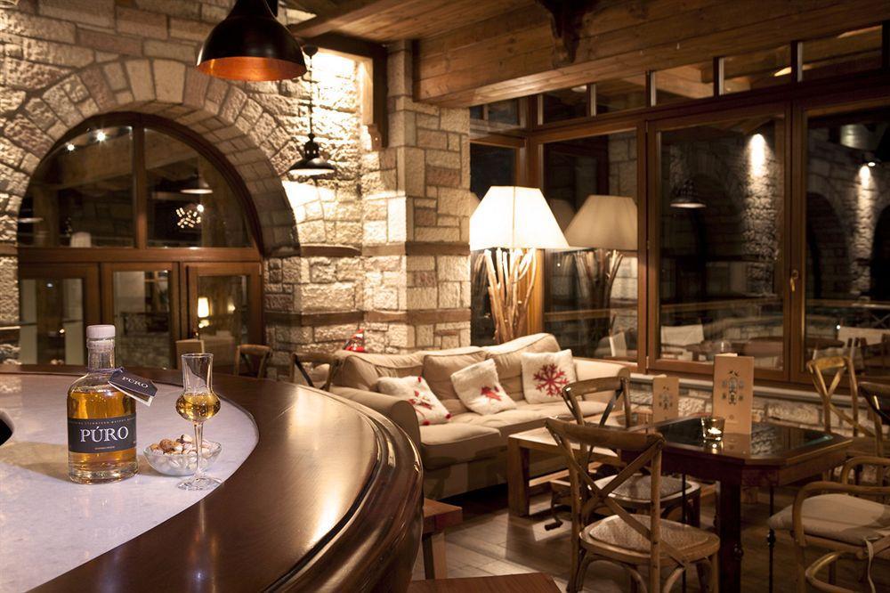 Kazarma Hotel Kalyvia Fylaktis ภายนอก รูปภาพ