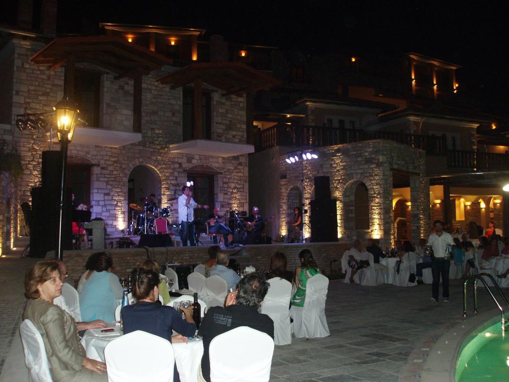 Kazarma Hotel Kalyvia Fylaktis ภายนอก รูปภาพ