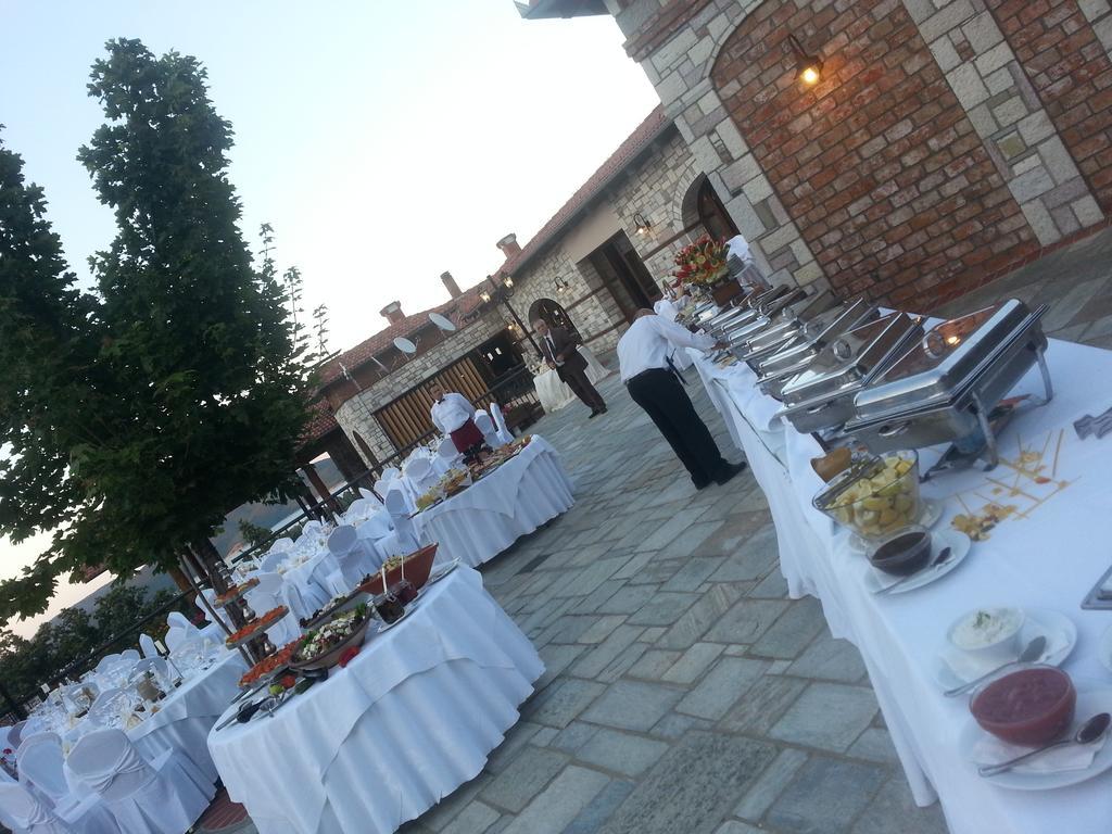 Kazarma Hotel Kalyvia Fylaktis ภายนอก รูปภาพ