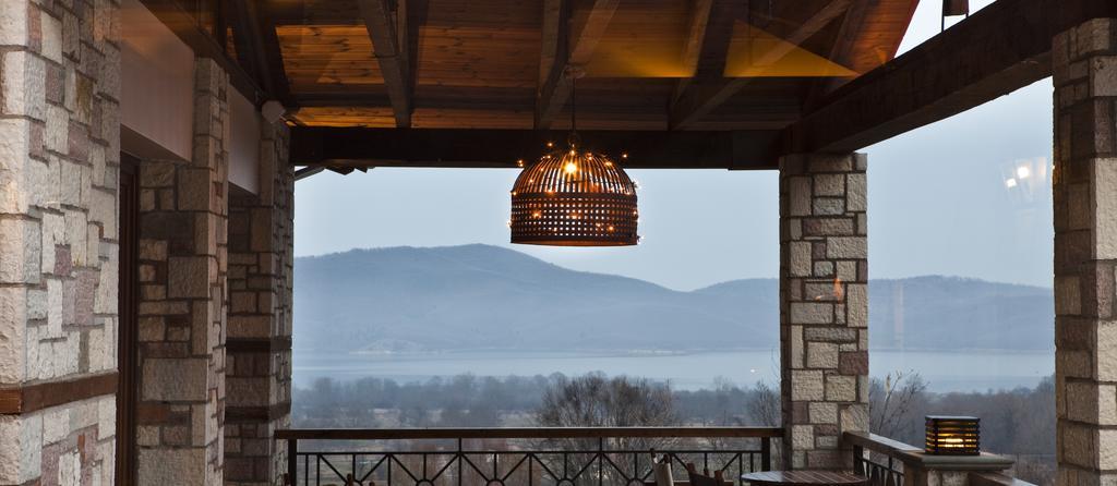 Kazarma Hotel Kalyvia Fylaktis ภายนอก รูปภาพ