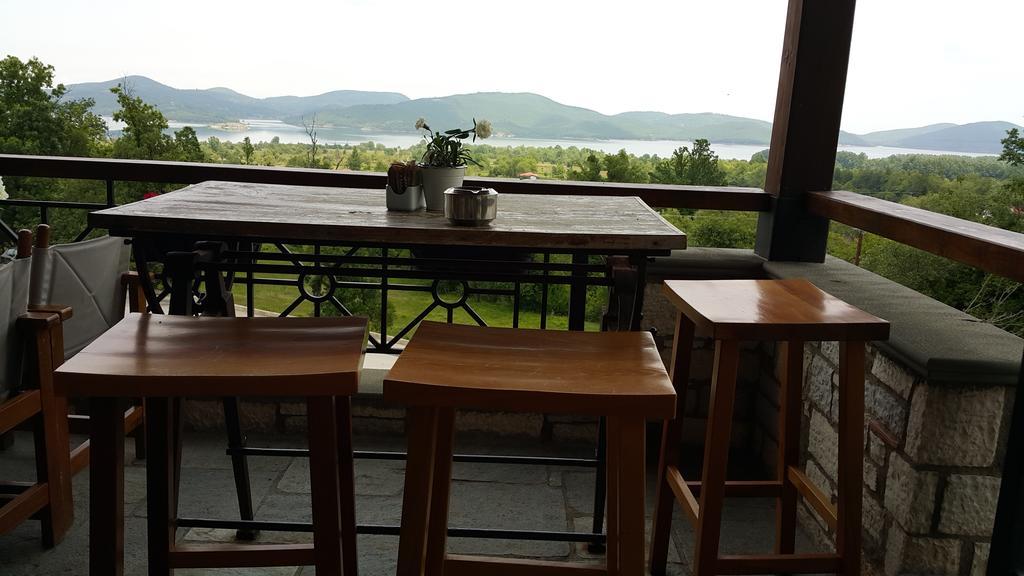 Kazarma Hotel Kalyvia Fylaktis ภายนอก รูปภาพ
